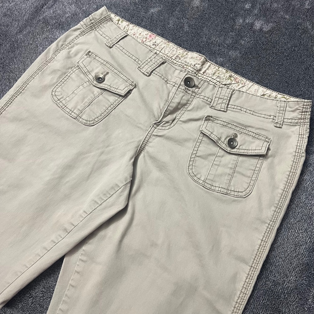 L.e.i Women Khaki Low Rise Flare Pants Size 13 Utility Y2K Hippie Boho Preppy